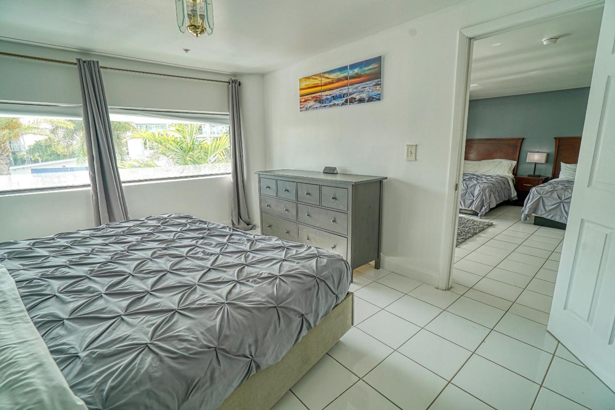 Deluxe Studios And Apartments At The Casablanca Miami Beach Quarto foto